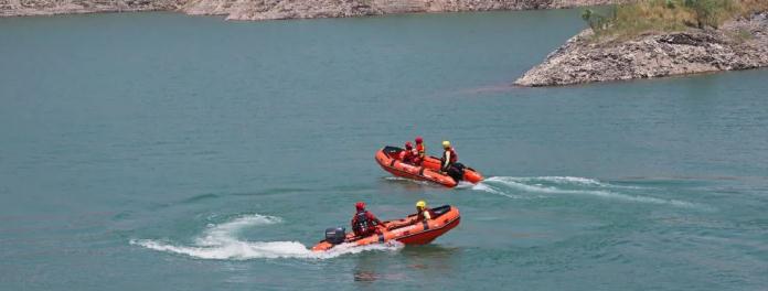 “汛”練進(jìn)行時(shí)，特勤大隊(duì)扎實(shí)開展水域救援專項(xiàng)訓(xùn)練