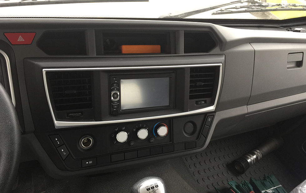 齊東方牌CLD5180GPSSX6型綠化噴灑車